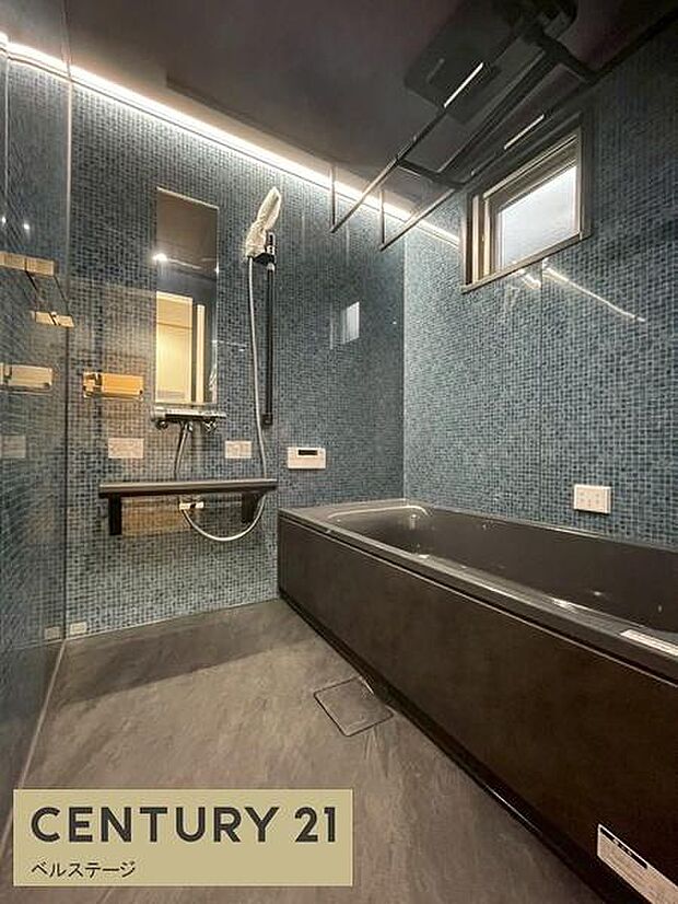 ゆったりバスルームで1日の疲れも癒せます