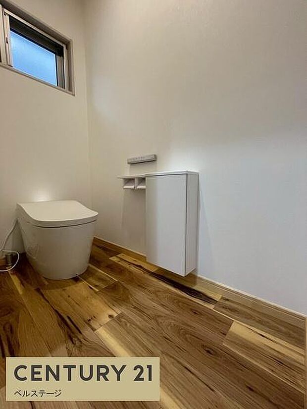 収納や機能充実のホテルライクなトイレ！