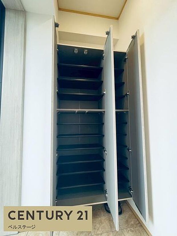 シューズもたくさん収納できます！