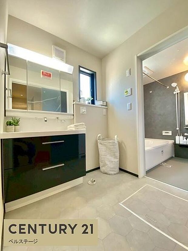 広々としたランドリースペースです!