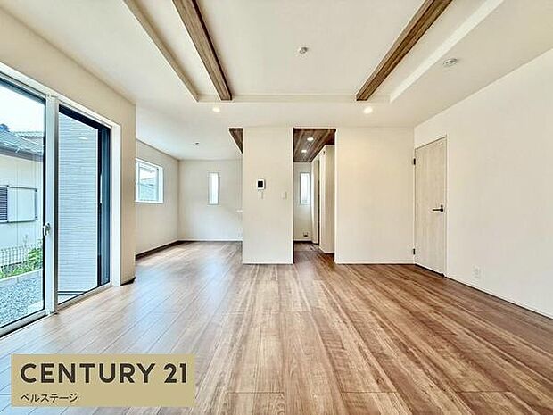 同仕様 インテリアの配置が楽しみです!