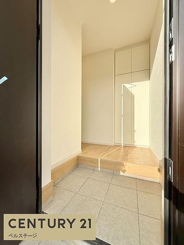 毎日お出かけしたくなる素敵な玄関!