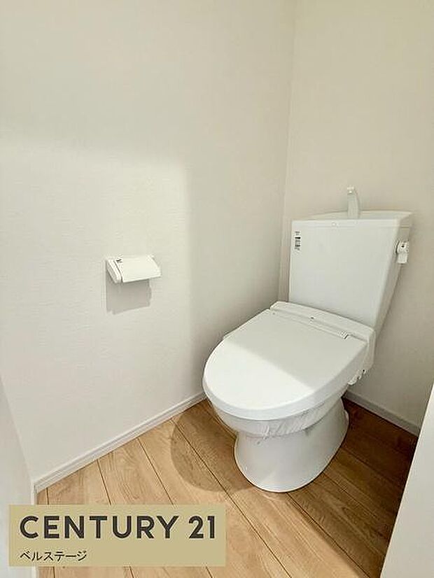 シンプルで落ち着きのあるトイレ!