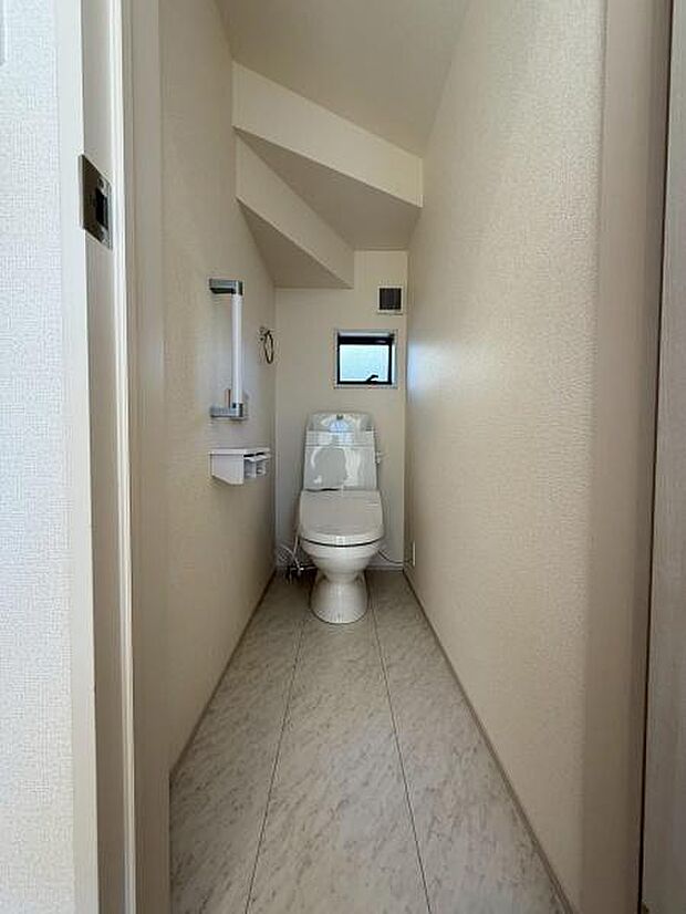 シンプルで落ち着きのあるトイレ！