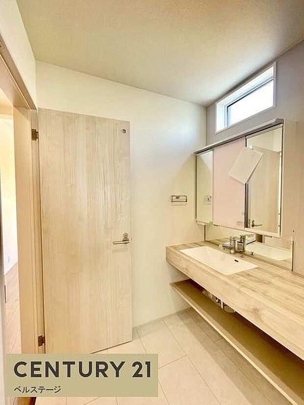 使いやすく清潔感を兼ね揃えた洗面空間