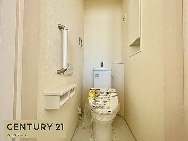 同仕様　シンプルで落ち着きのあるトイレ！