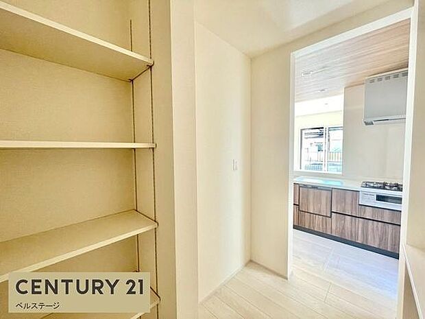 便利なキッチン収納です！