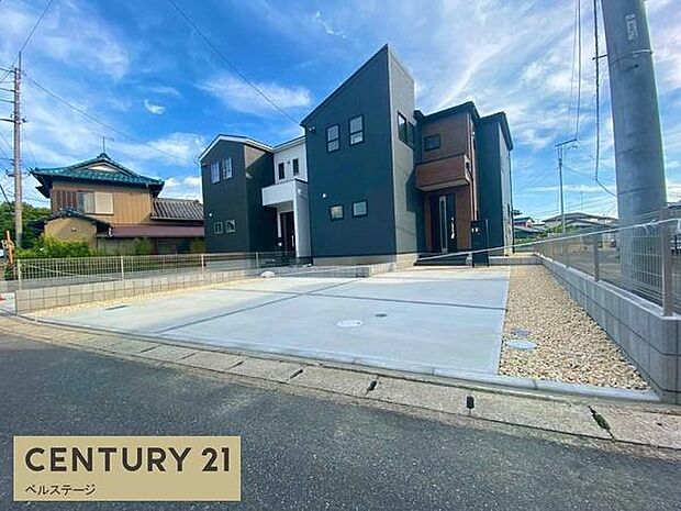 ゆとりのある駐車スペース！