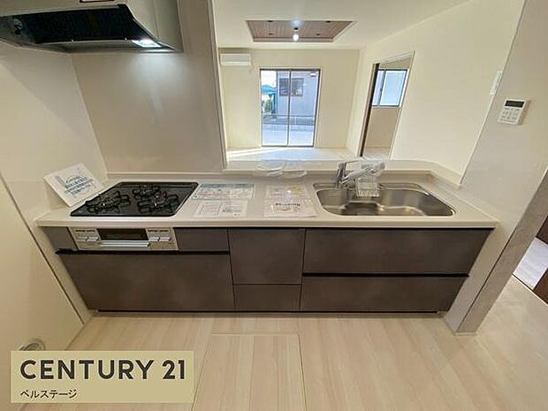 おしゃれなキッチンで気分が上がります！！