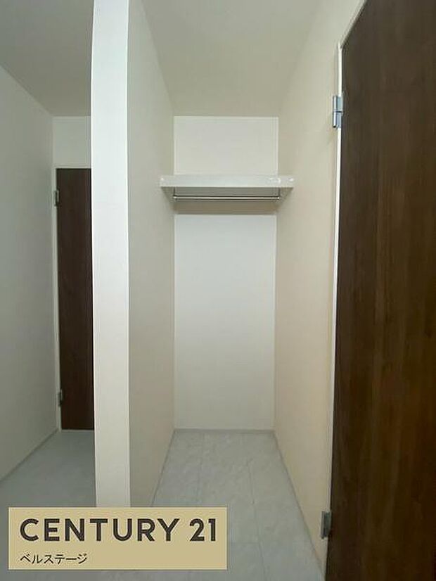 思わぬところの収納は嬉しいですね!