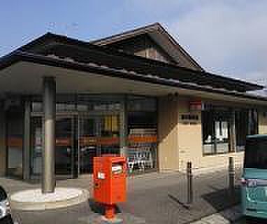 袖ケ浦蔵波郵便局まで692m