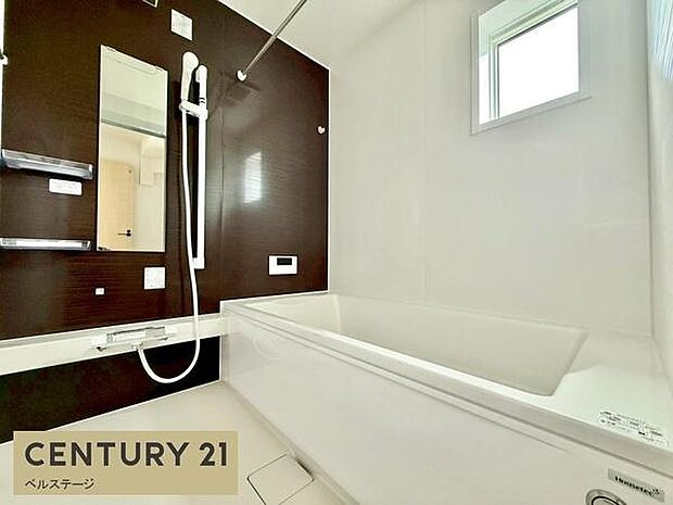 ゆったりバスルームで1日の疲れも癒せます