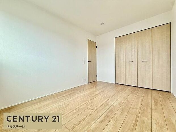 収納も付いた洋室でスッキリ！