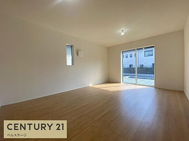 心地よい風が通り抜けるリビング！