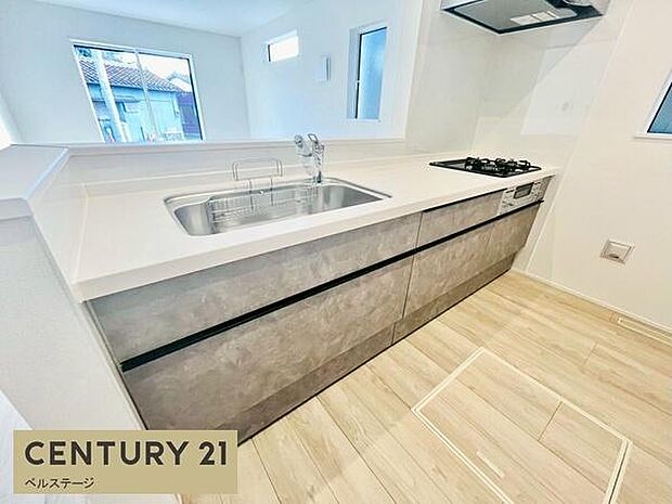 広く収納もたっぷりで料理も楽々！