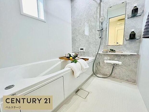 ゆったりバスルームで1日の疲れも癒せます