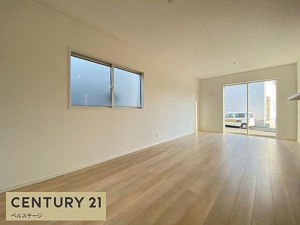 心地よい風が通り抜けるリビング！