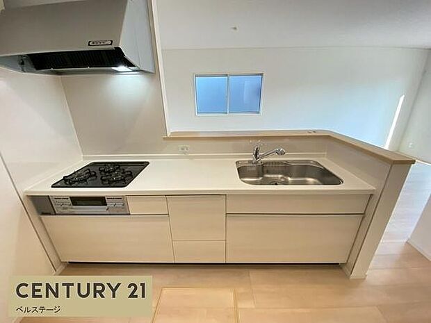 広いキッチンで楽しく料理ができます！