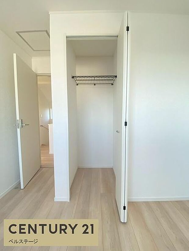 思わぬところの収納は嬉しいですね！