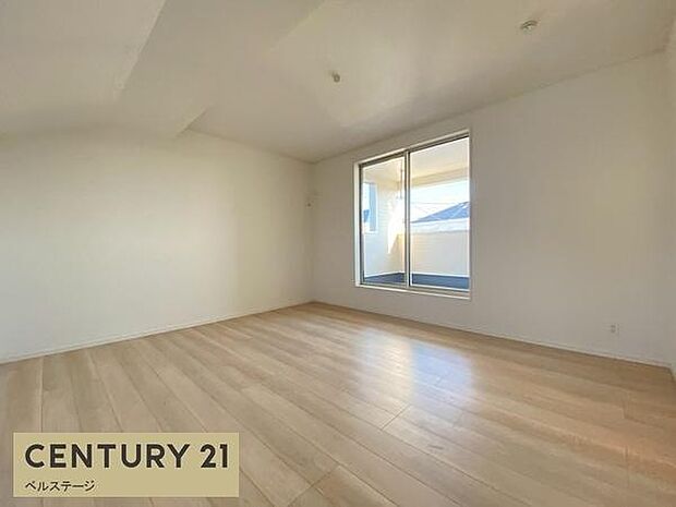 バルコニーからの出入りも楽々です！