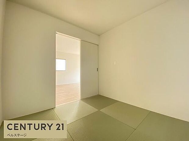 畳スペースでまったり！癒される空間です。