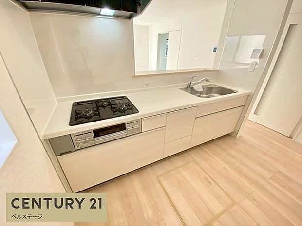 広く収納もたっぷりで料理も楽々！