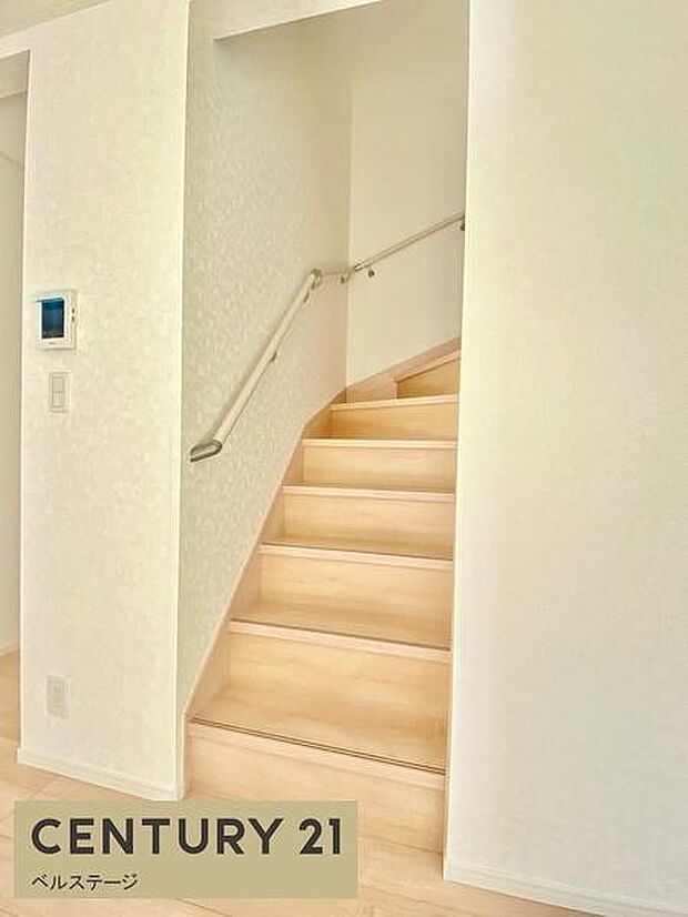 上り下りも安心安全で空間に開放感を演出