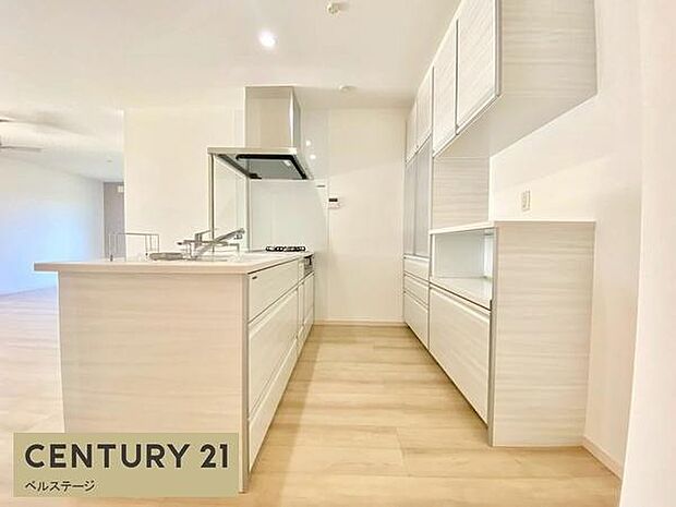 収納スペース豊富のキッチンです!