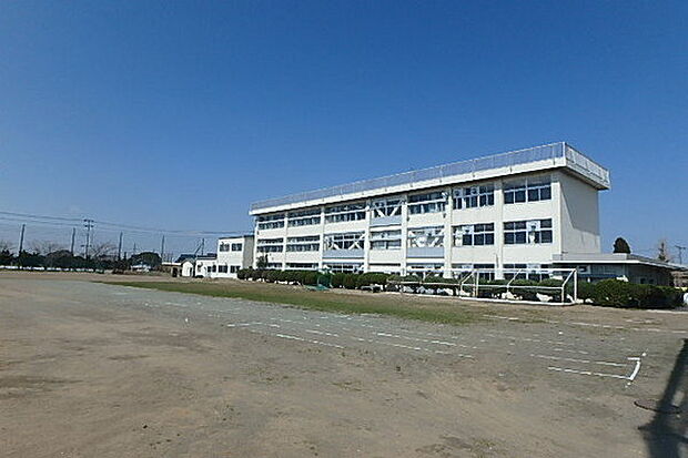 木更津市立金田中学校まで2109m