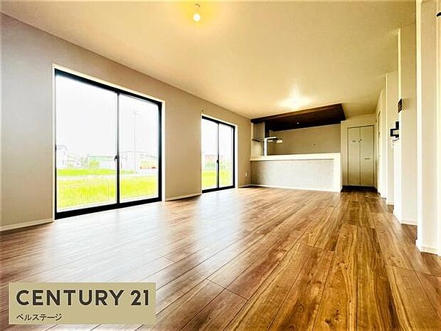 同仕様 優しい色合いでくつろげる空間!