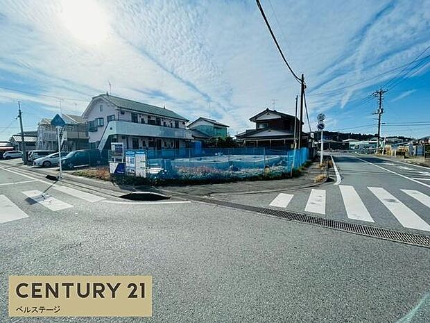 明るい陽射しが射し込みます！