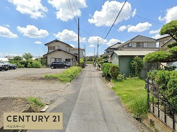 明るい陽射しが射し込みます!