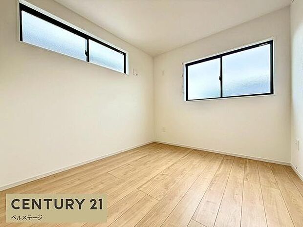 優しい色合いでくつろげる空間!