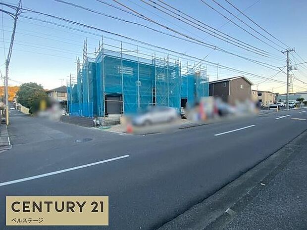 見通しの良い道路で、車の運転も安心です!