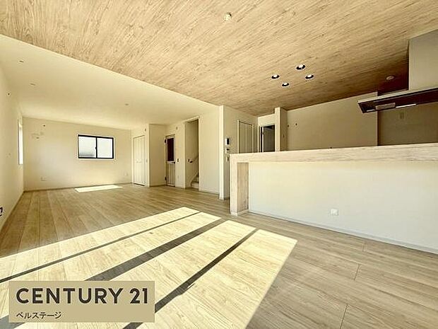 家族が自然に集まるぬくもりあふれるLDK