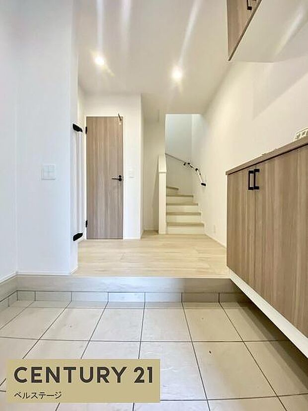 毎日お出かけしたくなる素敵な玄関