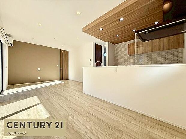 優しい色合いでくつろげる空間!