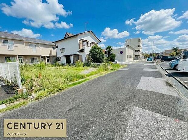 見通しの良い道路で、車の運転も安心です！