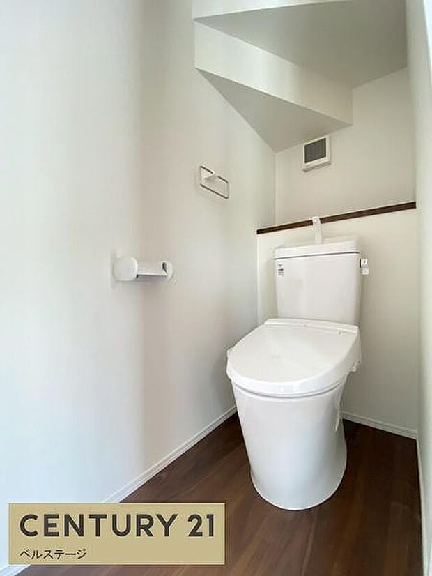 シンプルで落ち着きのあるトイレ！