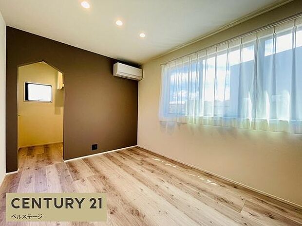 同仕様バルコニーからの出入りも楽々です！