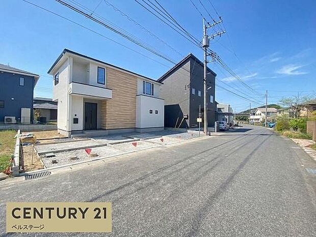 見通しの良い道路で、車の運転も安心です！