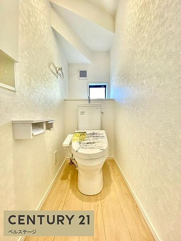 トイレは1階と2階にございます！