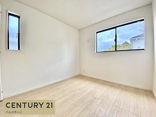 明るい洋室で気分も上がります！