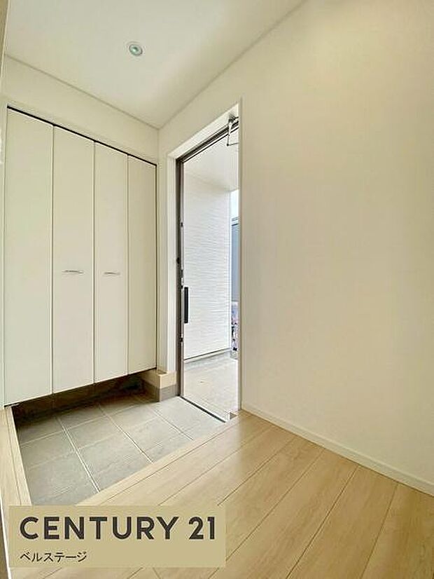 毎日お出かけしたくなる素敵な玄関