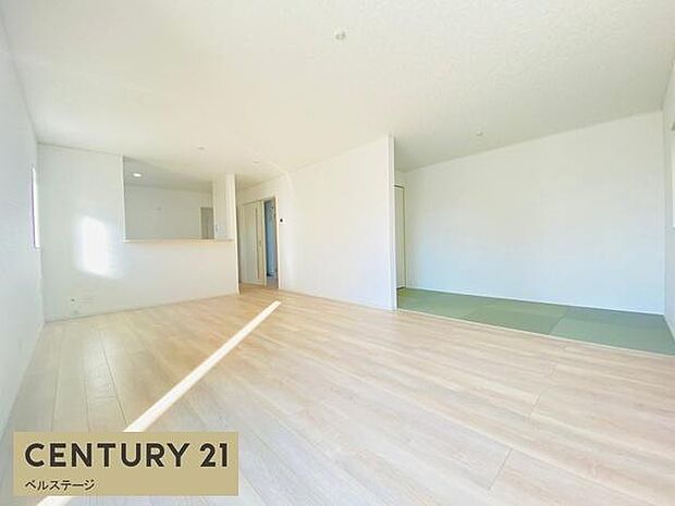 同仕様 開放感があり家族の会話も弾む空間