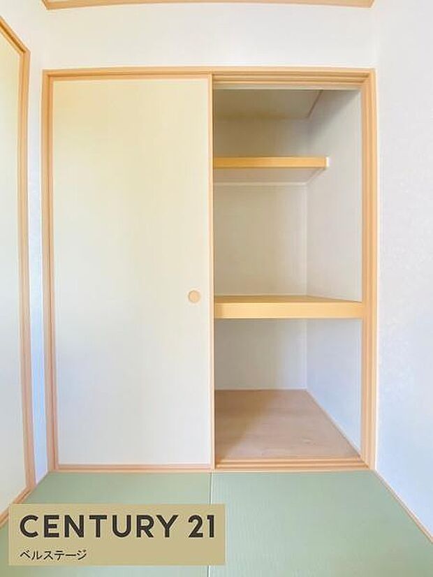 同仕様 和室にも収納があります!