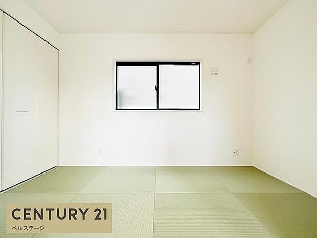 同仕様 落ち着いた雰囲気の和室