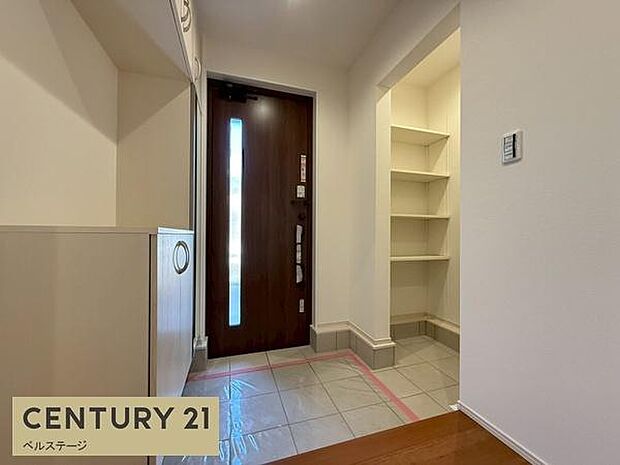 家族を温かく迎えてくれる玄関です!