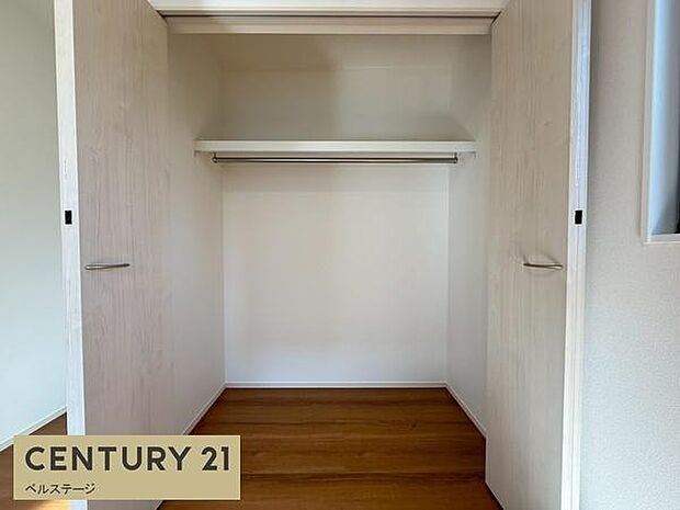 洋服がたくさん入りますね!