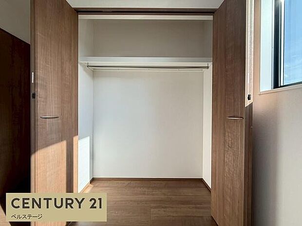 洋服がたくさん入りますね!